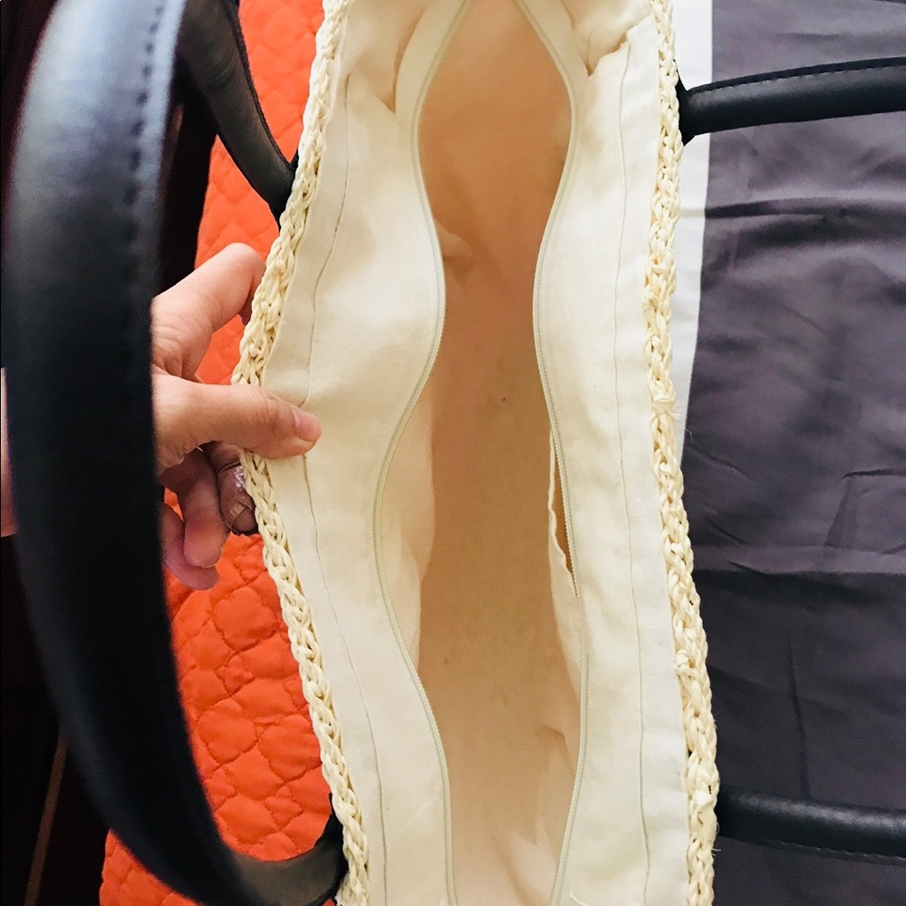 NWT shoulder bag - Picture 3 of 4